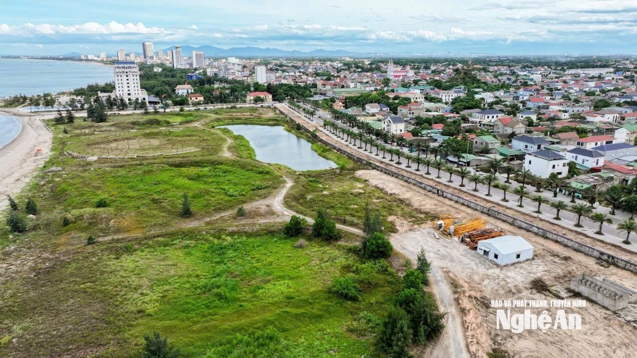 Khu resot Bắc đảo Lan Châu tại địa bàn phường Cửa Lò là dự án chậm tiến độ. Ảnh tư liệu: Võ Hải