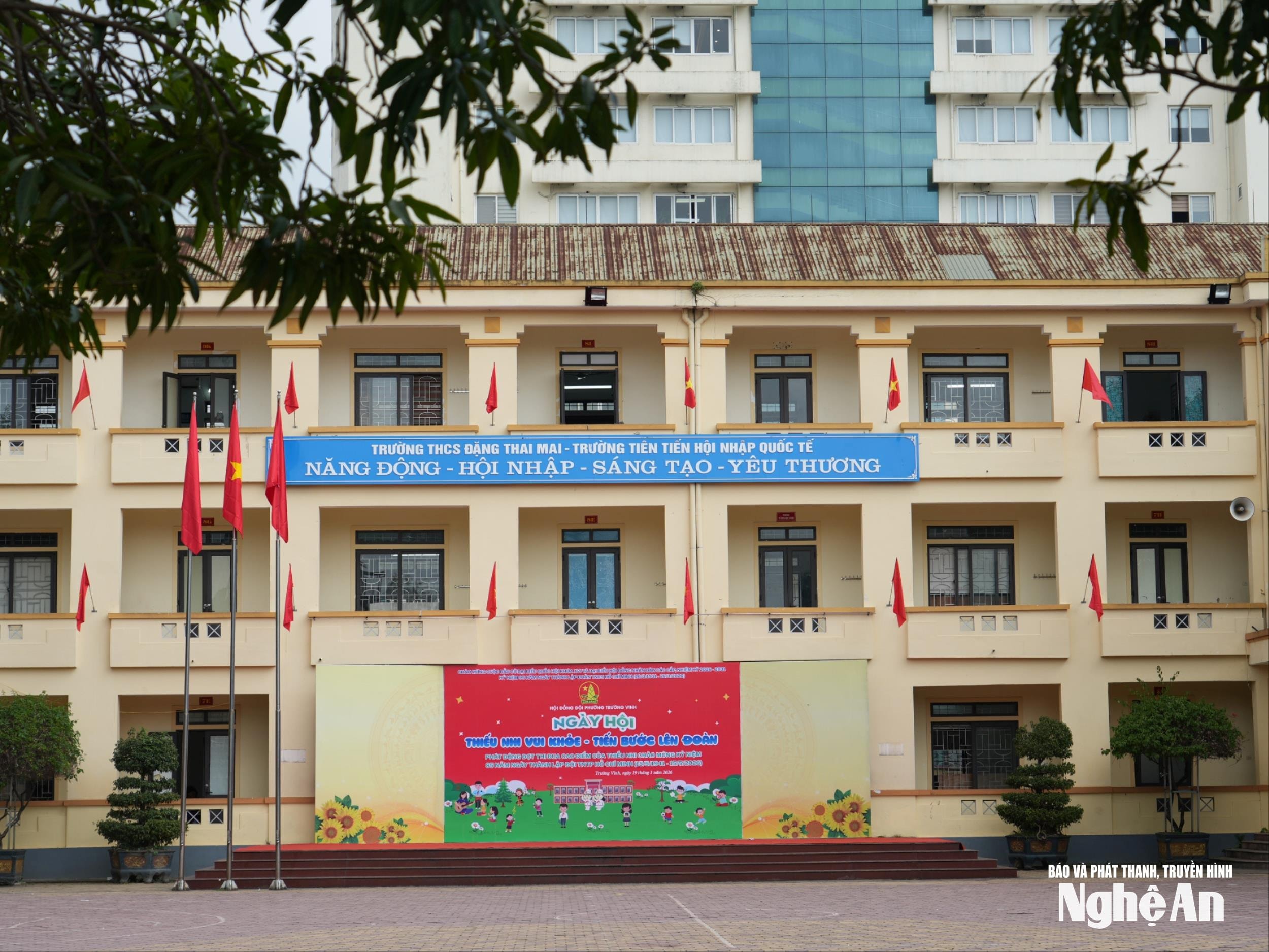 bna_anh-my-ha-8-e2722654cfa4ab124a5ca6a134d52134.jpg