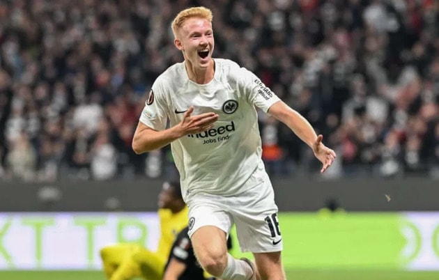 Đội ngũ tuyển trạch của Manchester United đang tích cực hoạt động tại thị trường Đức.