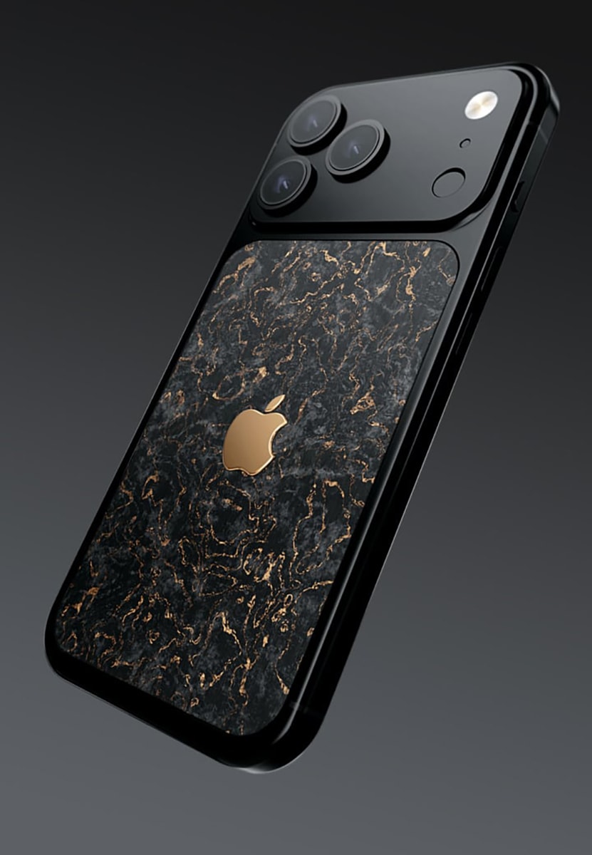 Phiên bản Golden Apple với các chi tiết vàng 18 karat sang trọng