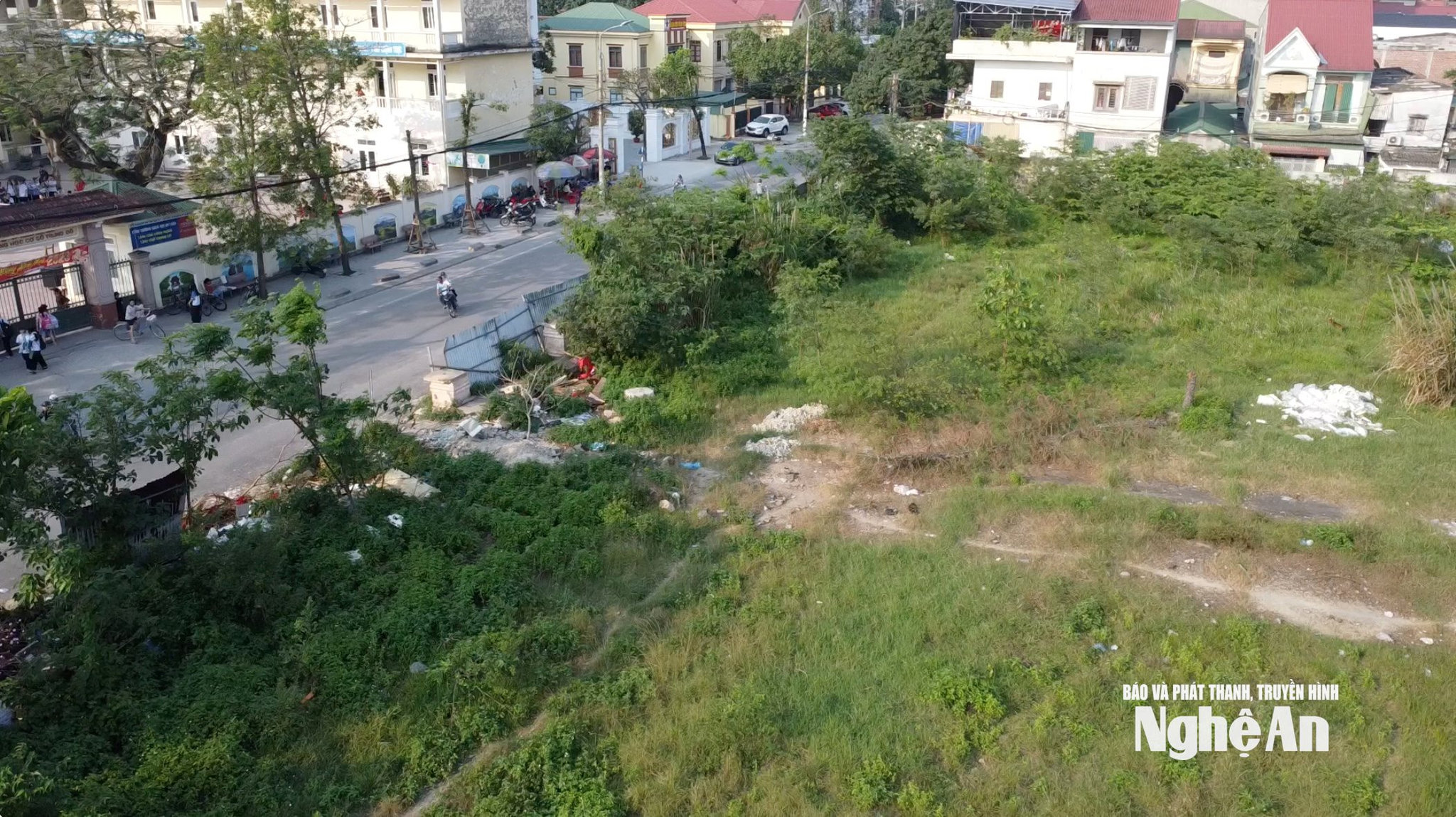 đất vàng Trường Thi12