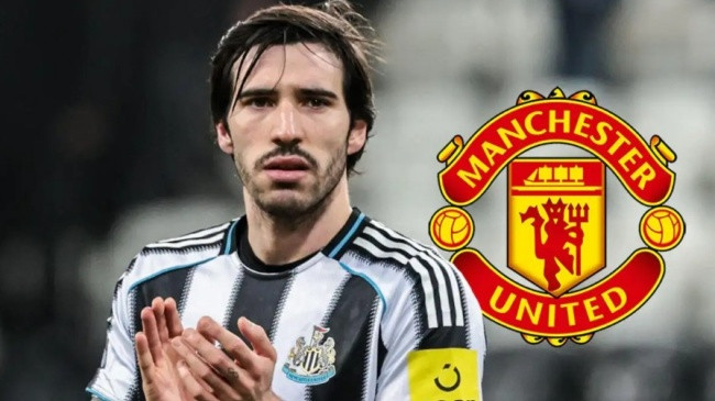 Tiền vệ Sandro Tonali hiện là mục tiêu chuyển nhượng hàng đầu của Manchester United cho mùa hè 2026