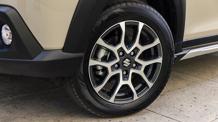 Thiết kế hông xe Suzuki XL7 Hybrid