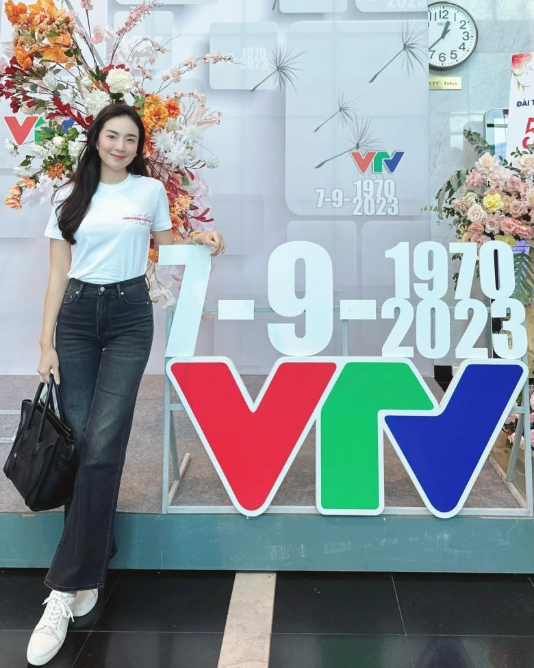 Mai Ngọc được nhiều người khen là MC đẹp nhất VTV