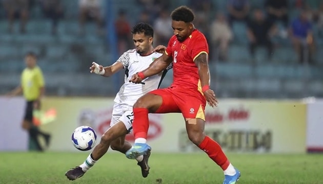 Đội tuyển Việt Nam tập luyện chuẩn bị cho trận tái đấu Malaysia tại vòng loại Asian Cup 2027.