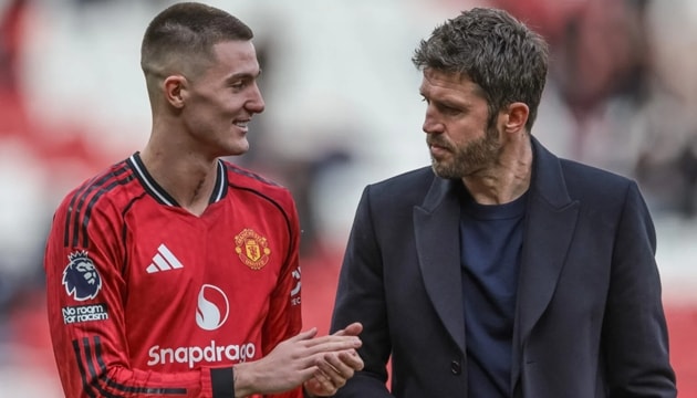 Benjamin Sesko bày tỏ sự biết ơn đối với sự dẫn dắt của Michael Carrick tại Manchester United.