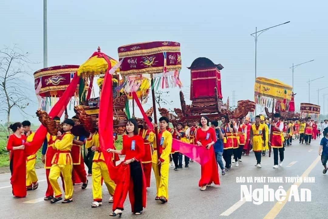 Lễ rước tại Lễ hội Đền Cuông. Ảnh: Mai Giang