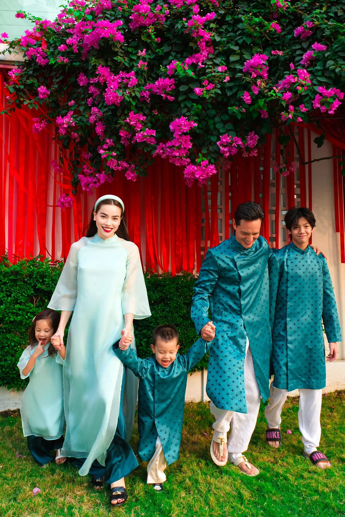 Hồ Ngọc Hà và Kim Lý có tình yêu kéo dài gần 1 thập kỷ.