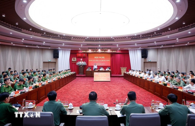 Tổng Bí thư Tô Lâm: Đảm bảo triển khai hiệu quả nhiệm vụ bảo vệ an ninh quốc gia trong tình hình mới- Ảnh 3.