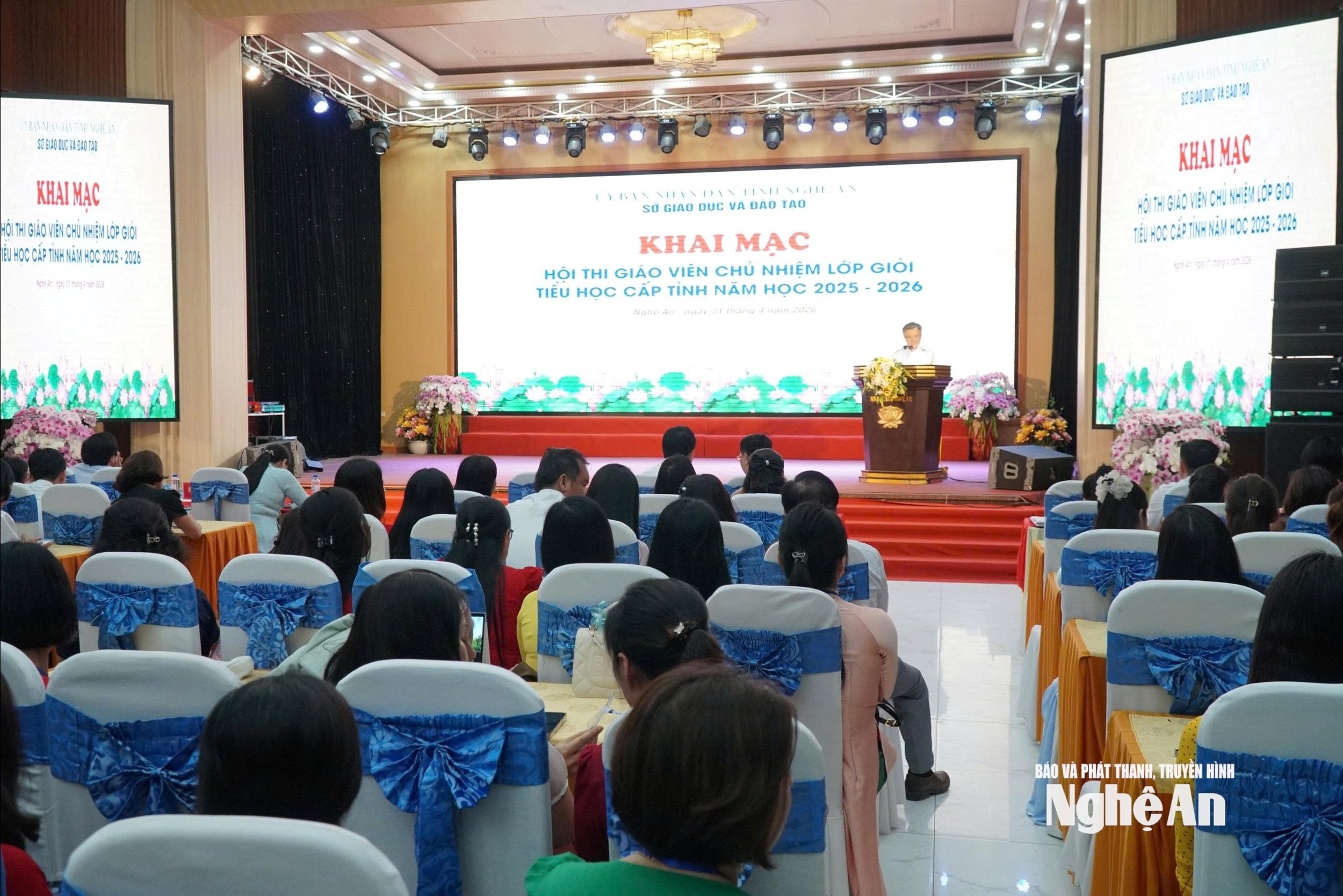 Hội thi năm nay có sự tham gia của hơn 300 giáo viên đến từ 