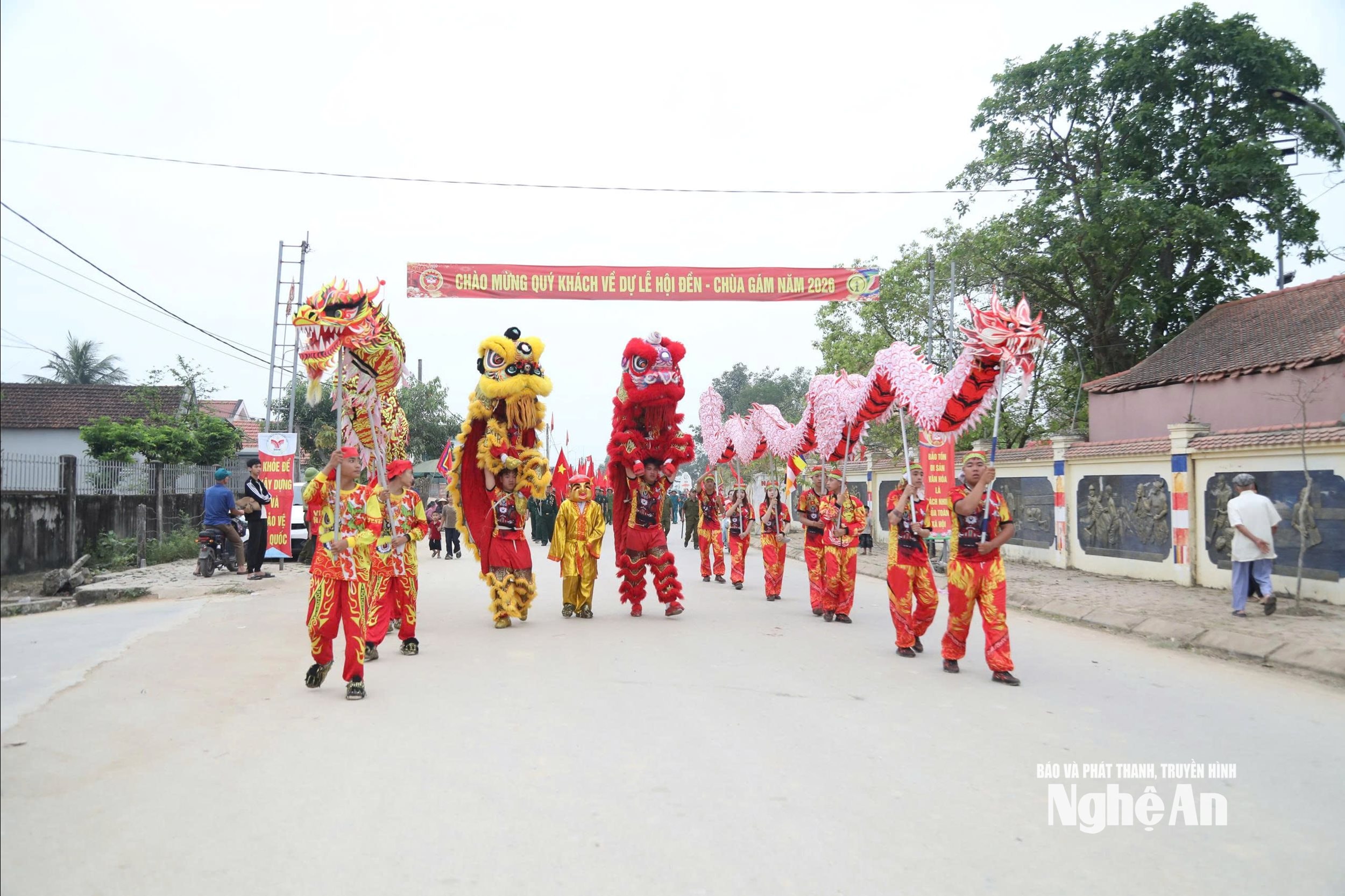 ảnh chùa Gám chị Nhung3