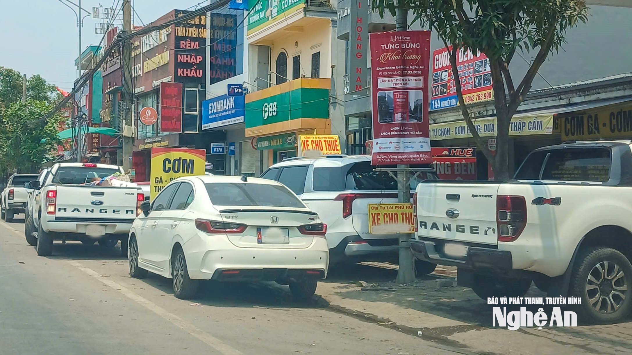 Hình ảnh nghi nhận tại đường Nguyễn Trãi, phường Vinh Phú. Ảnh: Đình Tuyên