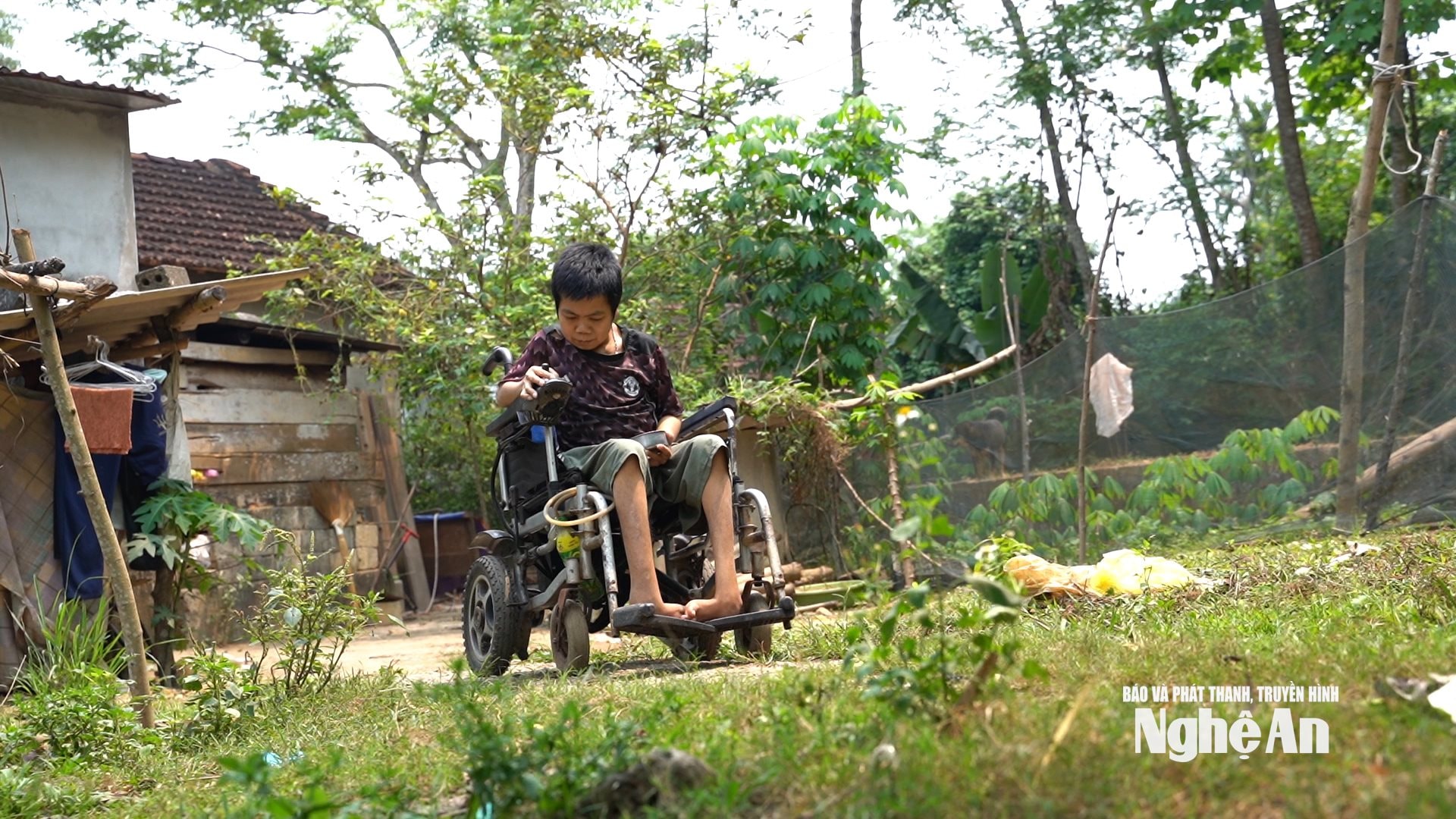 นายกวาง วัน ตู จะต้องใช้รถเข็นตลอดชีวิต