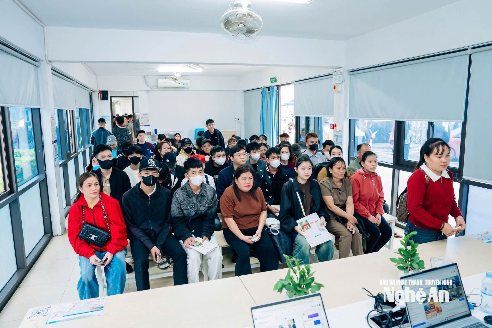 tuyển dụng lao động Nghệ An9