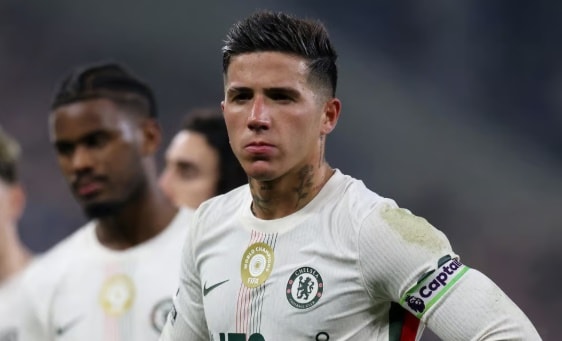 Nội bộ Chelsea xuất hiện nhiều rạn nứt sau những phát biểu của các trụ cột.