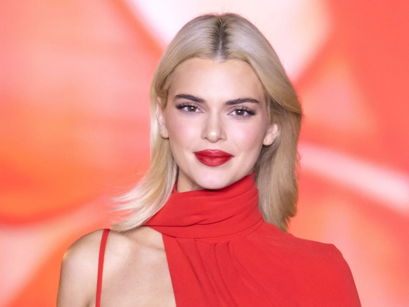 Kendall Jenner và Hailey Bieber thường xuyên bị dư luận nhắc tên trong danh sách nepo baby.