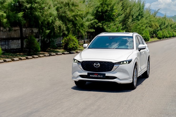 Chi tiết đầu xe Mazda CX-5 2026