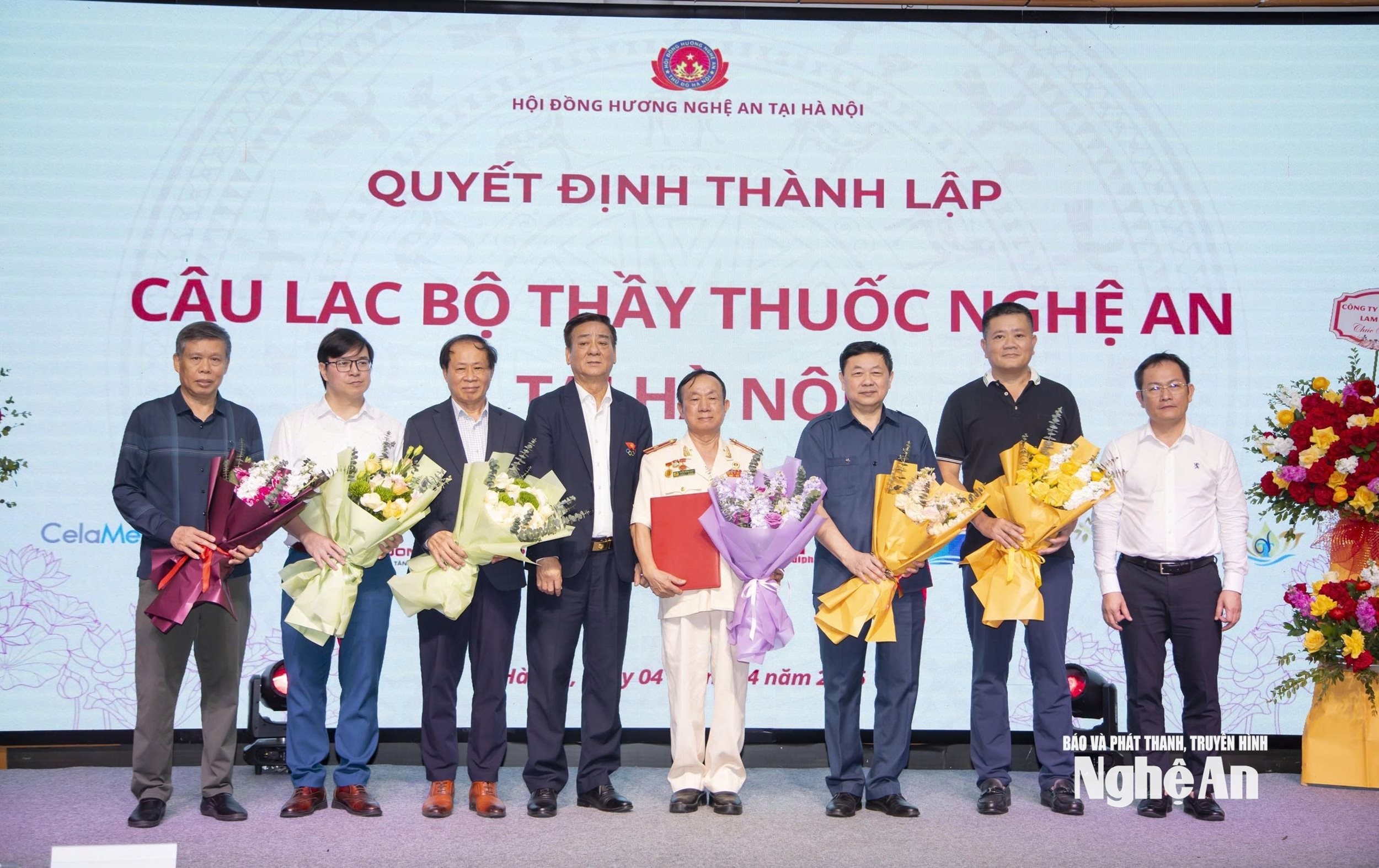 trao quyết định thành lập HỘi BS