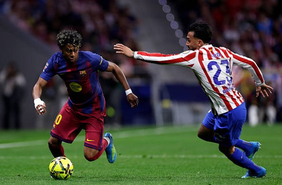 Lamine Yamal tiếp tục ghi dấu ấn đậm nét trong lối chơi của Barcelona trước Atletico Madrid.