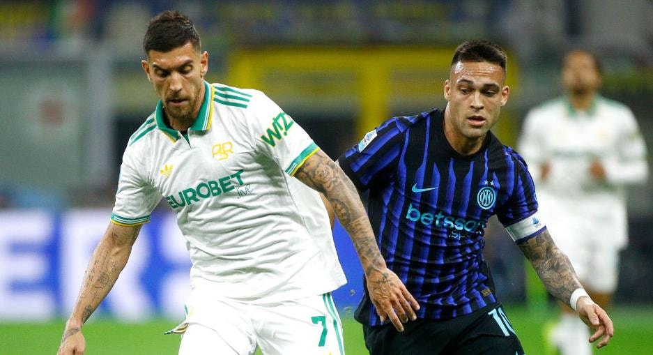 Cuộc so tài giữa Inter và Roma diễn ra hấp dẫn ngay sau tiếng còi khai cuộc.