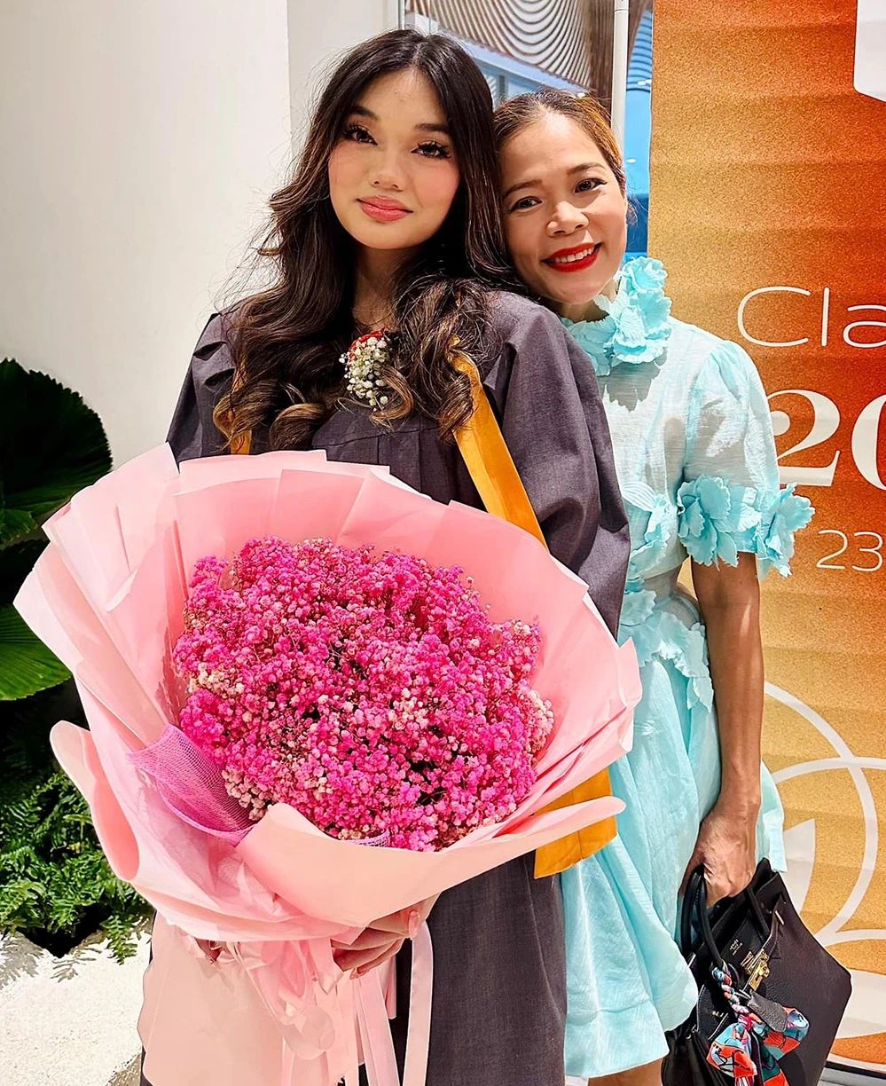 Con gái thứ 2 của Mỹ Lệ cũng có thành tích học tập xuất sắc.