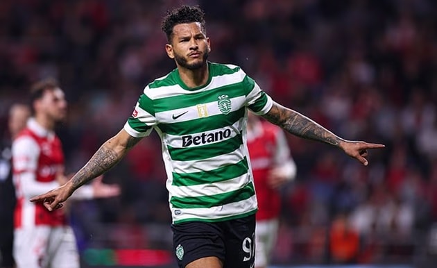 Luis Suarez trong màu áo Sporting Lisbon