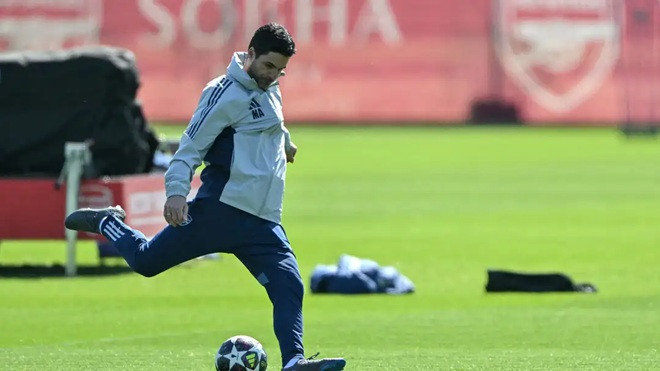 Arsenal sẽ đặt hy vọng vào đấu trường Champions League