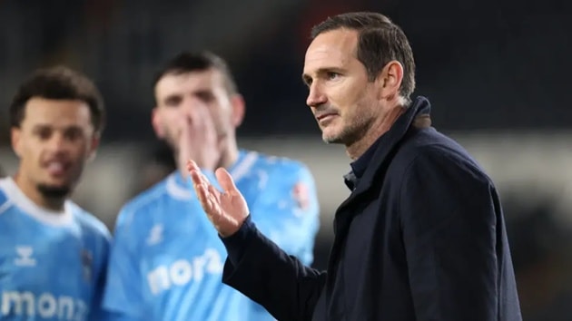 HLV Frank Lampard giúp Coventry City tiến gần đến giải Ngoại hạng Anh