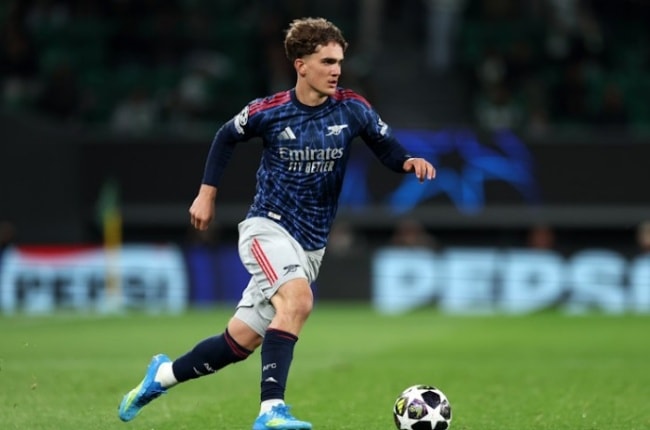 Max Dowman trở thành cầu thủ trẻ nhất lịch sử đá vòng tứ kết Champions League.