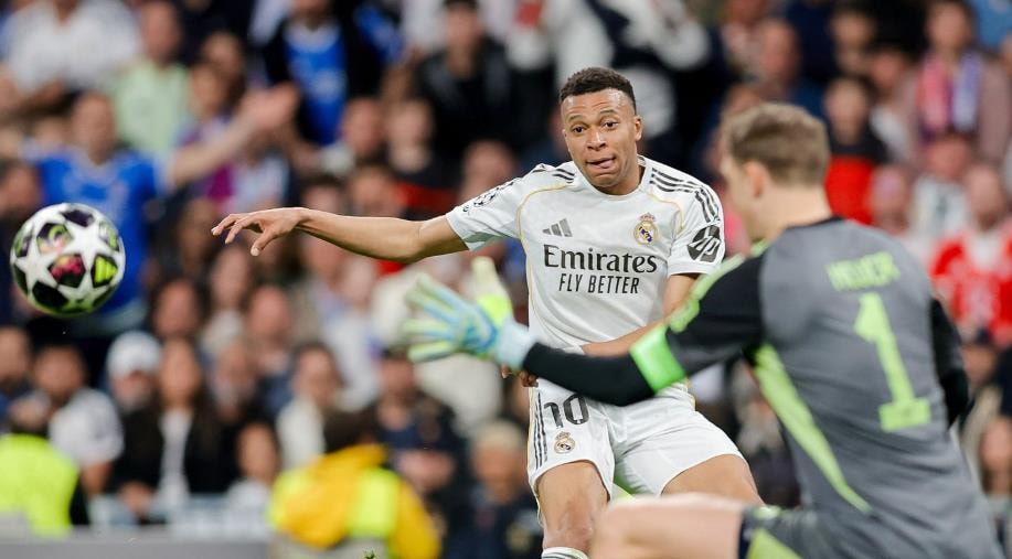 Mbappe bỏ lỡ ít nhất hai tình huống đối mặt ngon ăn.