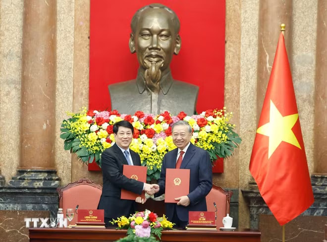 ttxvn-le-ban-giao-cong-tac-chu-tich-nuoc-3.jpg