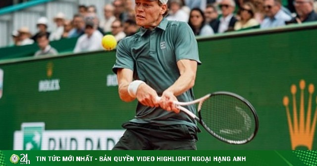 Jannik Sinner thi đấu tại vòng 3 Monte Carlo
