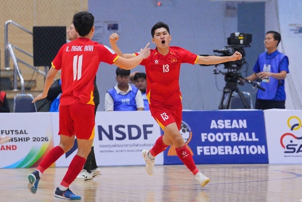 Đội tuyển futsal Việt Nam ăn mừng chiến thắng thuyết phục trước đối thủ Australia tại giải Đông Nam Á.