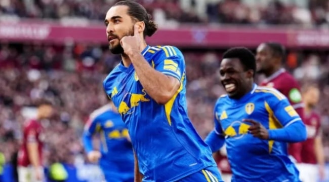 Leeds United chuẩn bị cho trận đấu quan trọng.