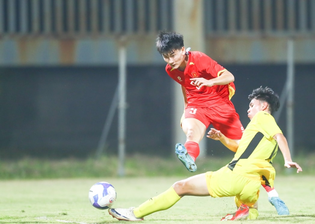 U17 Việt Nam thắng đậm U17 Malaysia tại giải Đông Nam Á