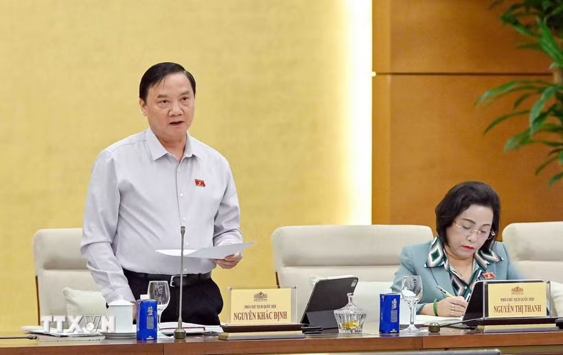 Phó Chủ tịch Quốc hội Nguyễn Khắc Định phát biểu. (Ảnh: Phạm Kiên/TTXVN)