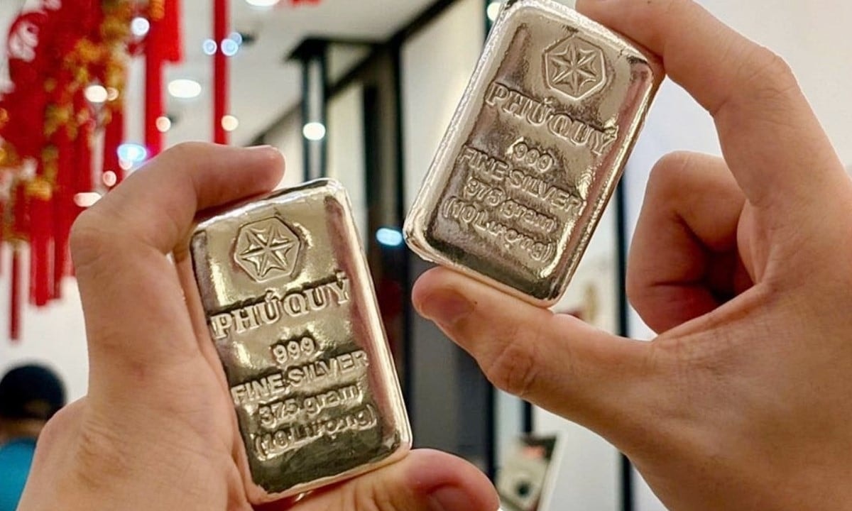 Giá bạc hôm nay 16/4: Trong nước giảm nhẹ, thế giới giữ mốc 80 USD