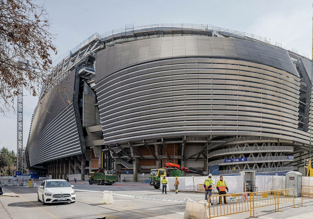 Sân vận động Santiago Bernabeu mới được thiết kế như một cỗ máy tài chính.
