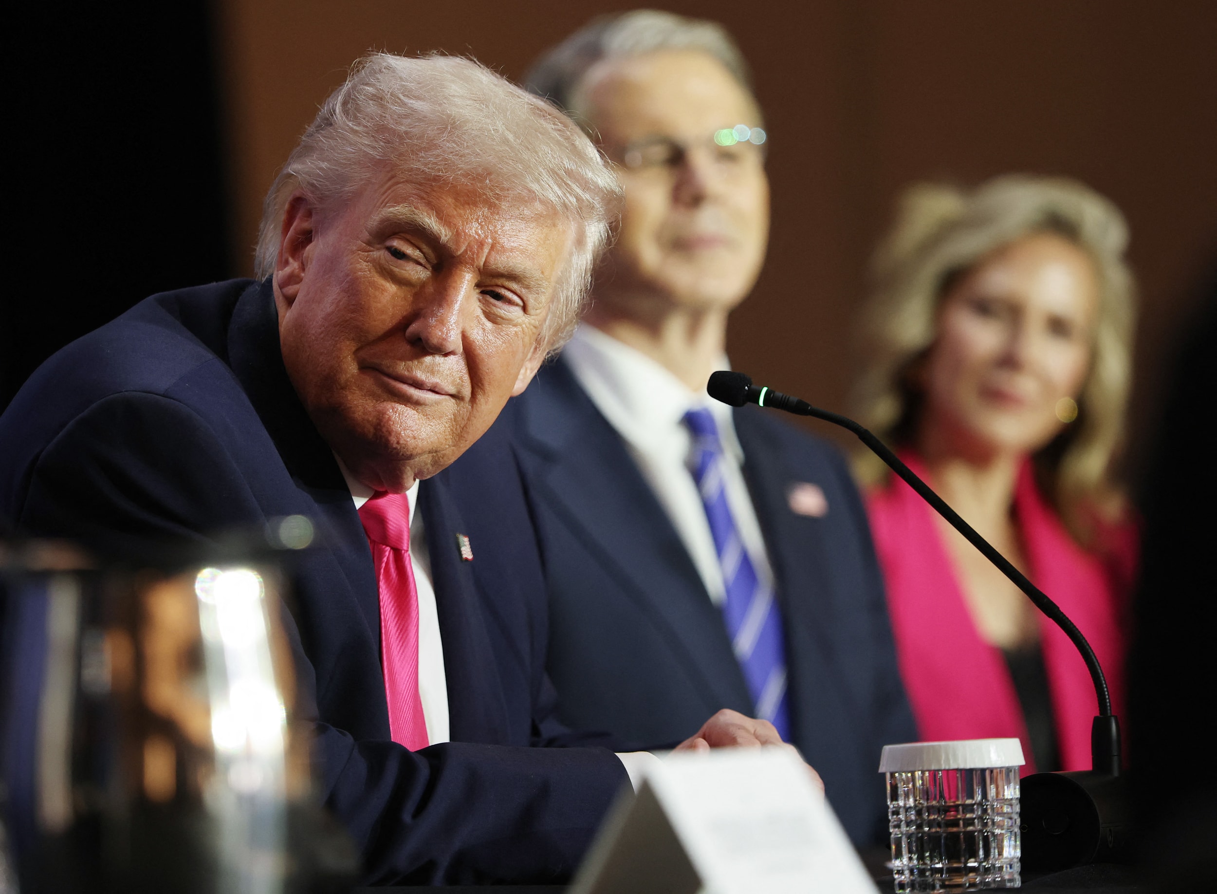 afp__20260417__2271699420__v1__highres__presidenttrumpdeliversremarksinlasvegas.jpg