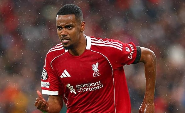 Isak chưa thể hiện quá nhiều ở Liverpool.