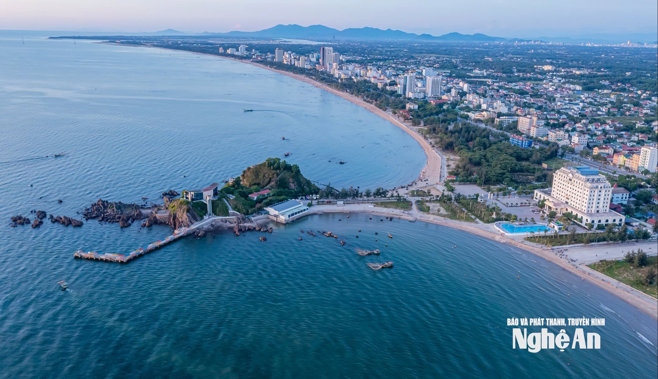 Một góc biển Cửa Lò. Ảnh tư liệu: Quốc Đàn