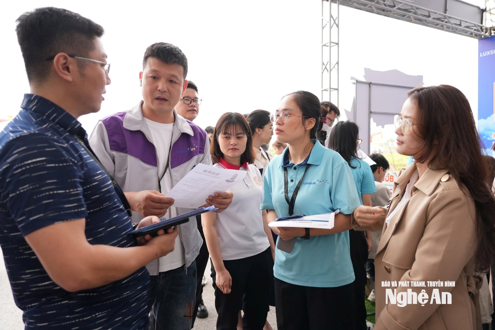 Các doanh nghiệp FDI phát triển đang tạo thêm hàng chục nghìn cơ hội việc làm cho lao động Nghệ An. Ảnh TP2