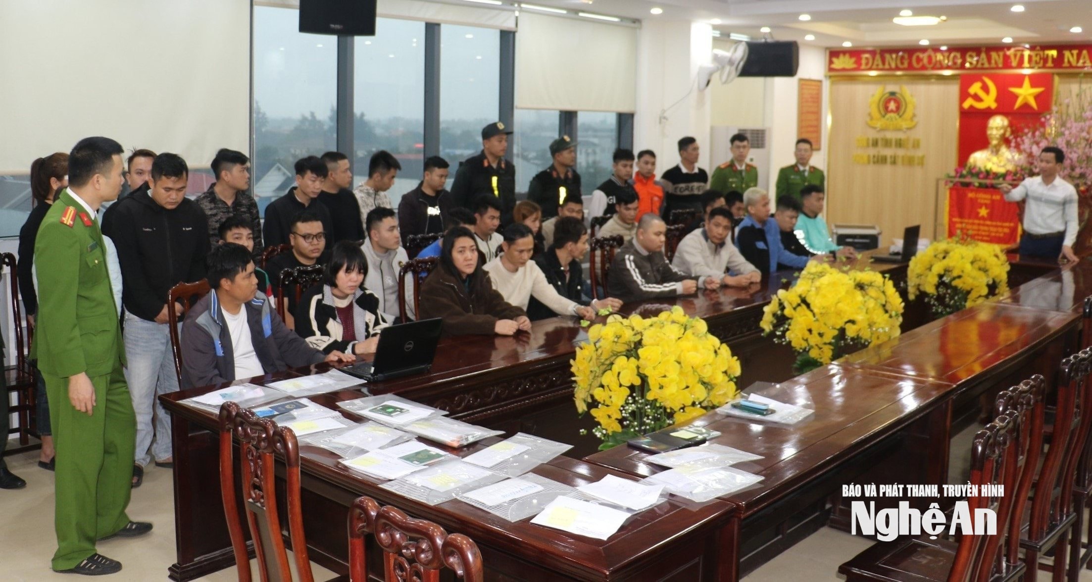 Đấu tranh chuyên án bắt 50 đối tượng sử dụng công nghệ cao,