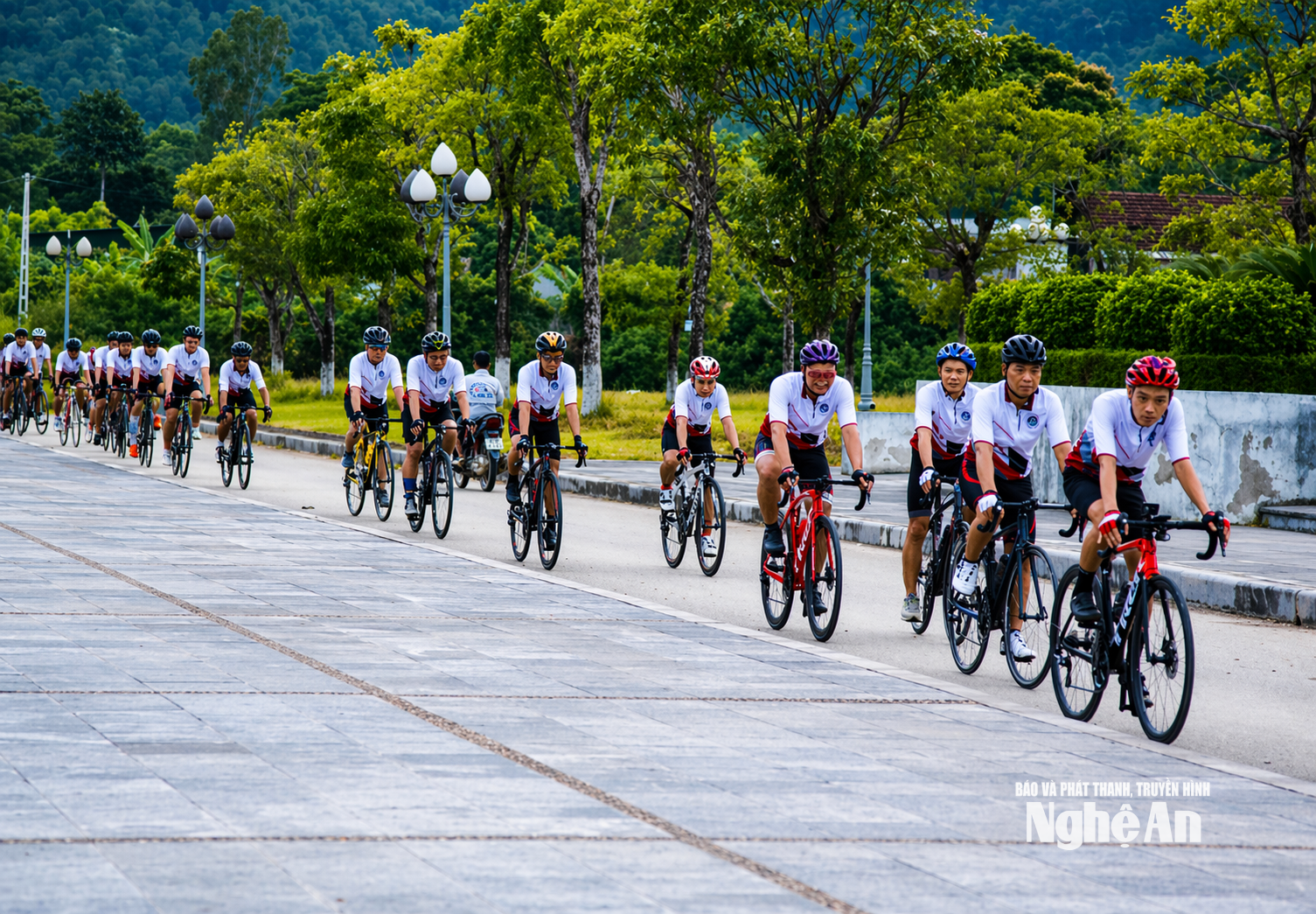 Luong River Cycling Club