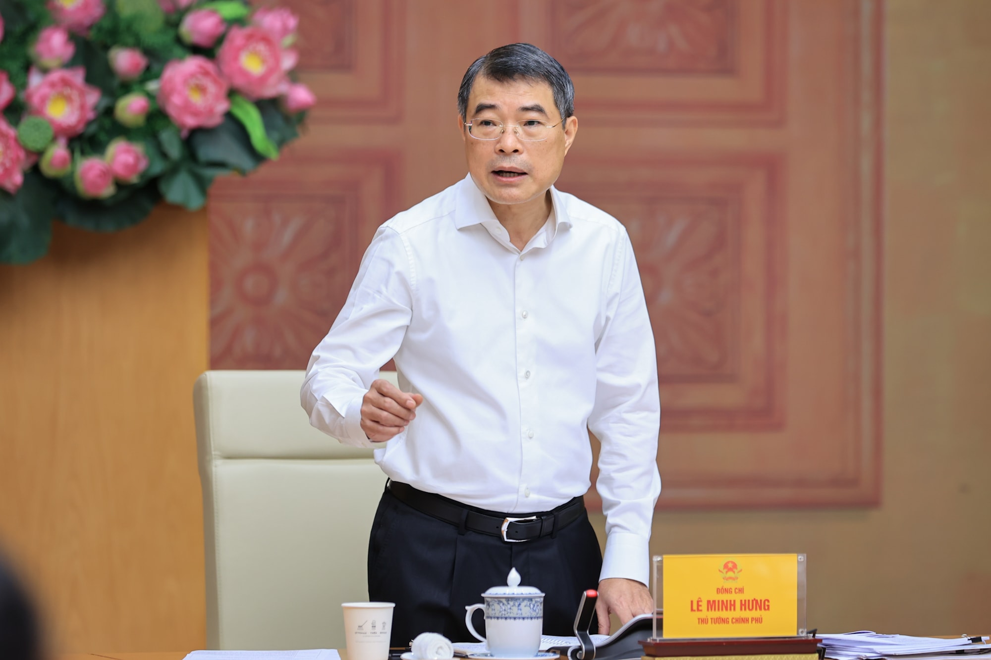 Thủ tướng Lê Minh Hưng: Ngành công thương gánh vác nhiệm vụ trọng tâm để góp phần tăng trưởng 2 con số- Ảnh 1.
