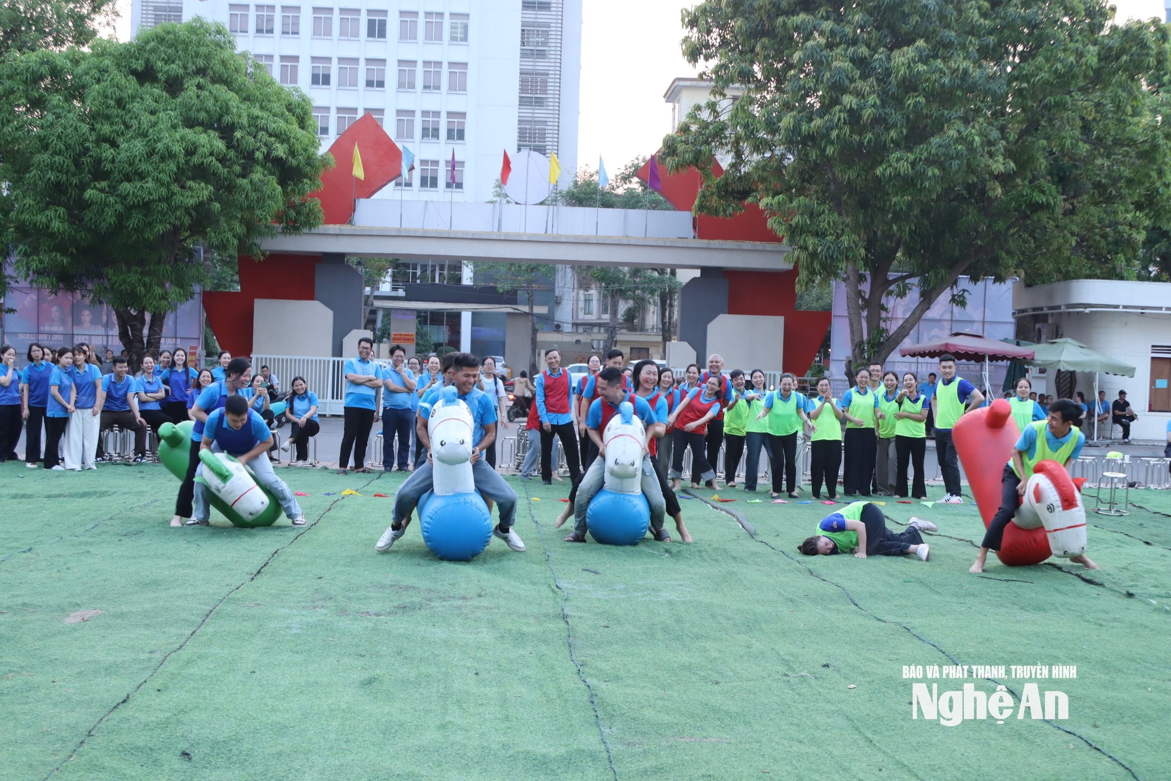 Tháng Công nhân phường Thành Vinh Ảnh Xuân Thắng1