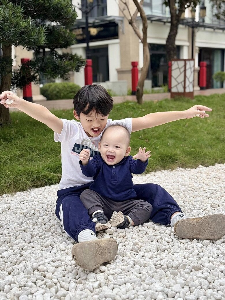 Nữ diễn viên “Nhật Ký Vàng Anh” viên mãn khi các con yêu thương nhau.