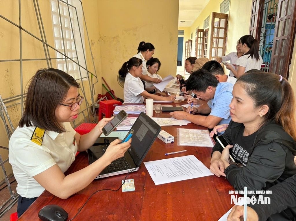 bna_van-truong-mett-cc5d3b7d4f9f5bc9af4036a81095e300.jpeg