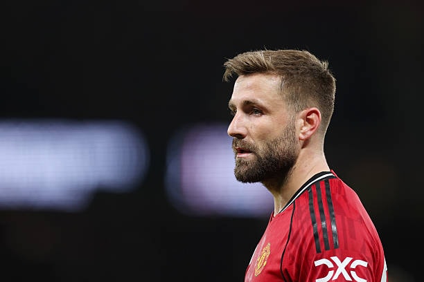Man Utd đối mặt với bài toán khó mang tên Luke Shaw.