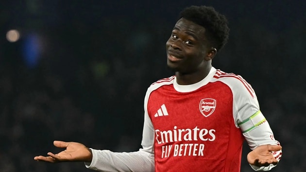 Bukayo Saka trở lại là tin vui cho Arsenal